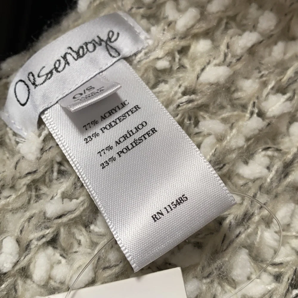 NWT Olsenboye Scarf OS